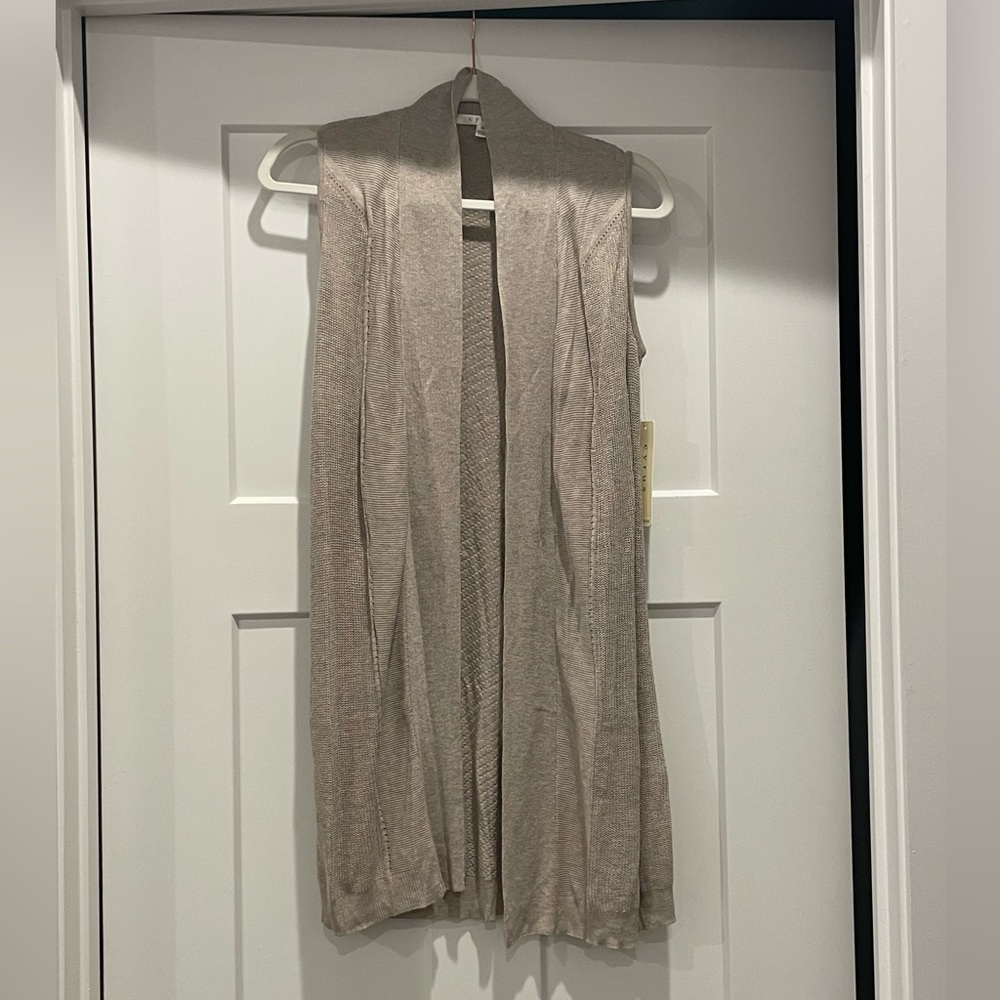 NWT Open Front Beige Oatmeal Long Sweater Vest Cyrus Medium